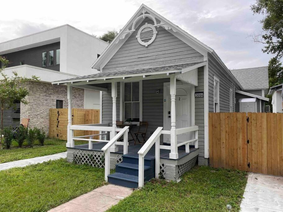 Cozy Studio Bungalow Steps To Armature Works Tampa Eksteriør billede
